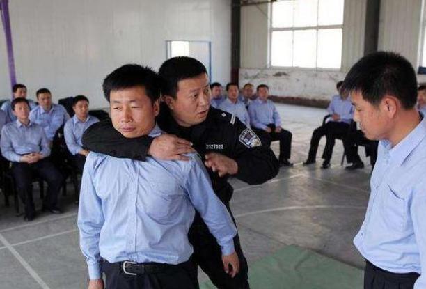 房地产行业|狱警职位大量扩招,待遇可观为何还是缺人?过来人说出2点原因