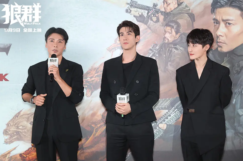 杨洋|上映第二天就被影迷抛弃,张晋和吴京之间差的到底是什么?