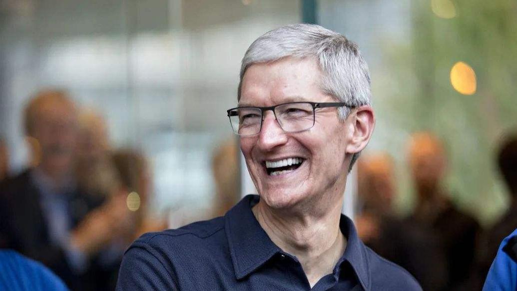 iPhoneSE|库克可能也没料到，新款iPhone发布之后，果粉这次也无动于衷