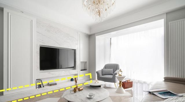 随着去电视+去客厅化的流行,电视柜也被地台取代,确实漂亮实用