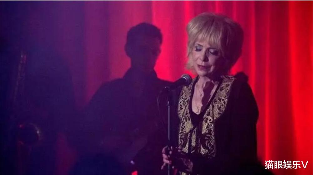 黑袍纠察队|美国歌手朱莉克鲁斯自杀，生前饱受病痛折磨，多位大咖发文送别