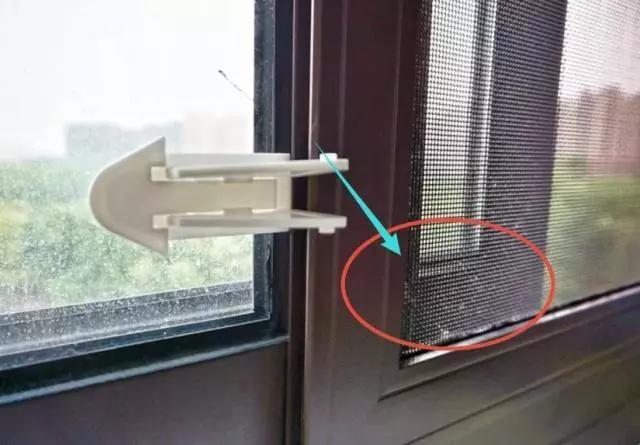 只有一个阳台,一定不要乱装!这么做等于多了一间房,实用!