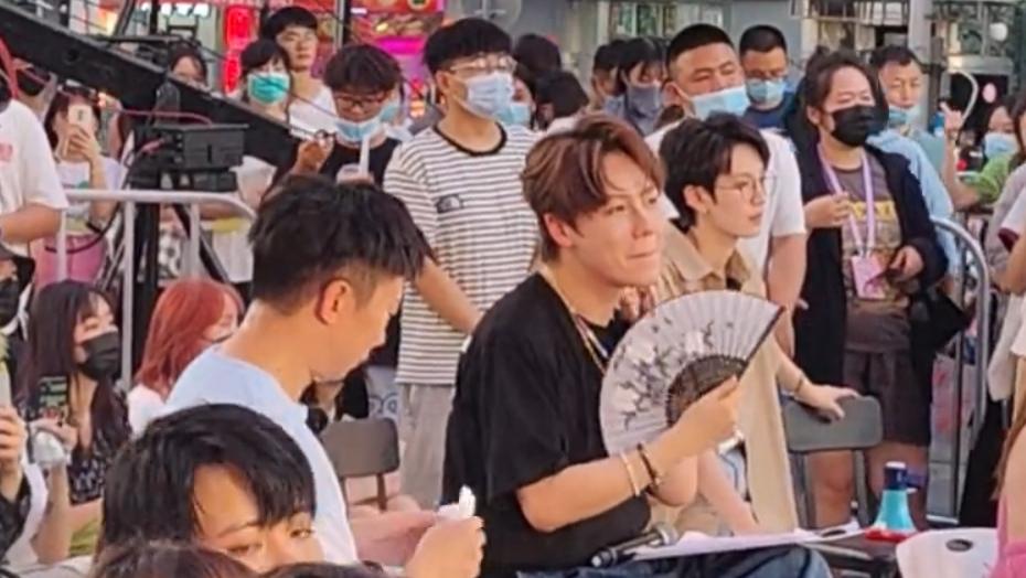 杨迪|杨迪、刘维回应与ESO录综艺，系选秀嘉宾亲友团，后期将全部剪掉