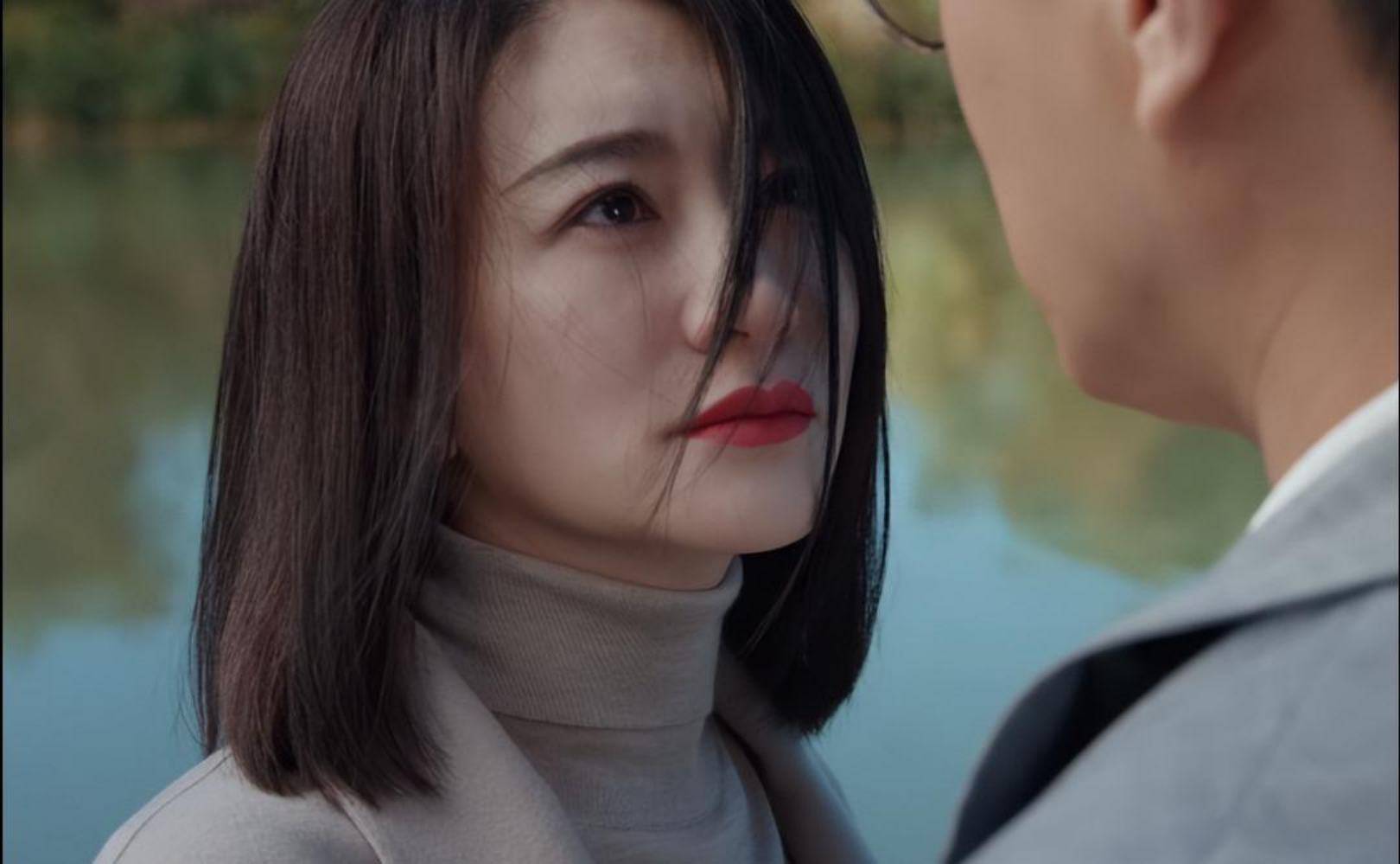 军人|看《林深见鹿》中年人婚姻，职场，自由的抉择