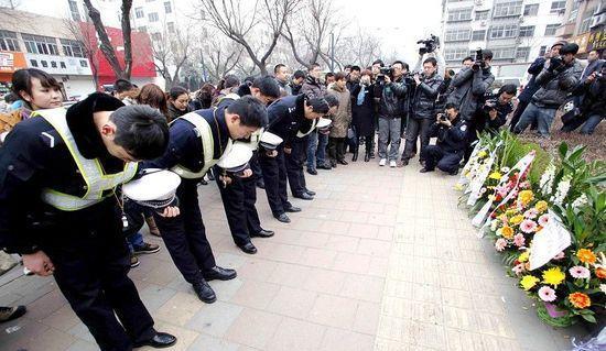 数百军警围困,三歹徒举枪自尽,89年抓捕特大枪击警察案凶手实录