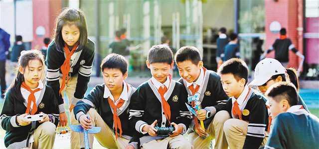 民族英雄|民族英雄教材被删除，试卷上都是“网红明星”，这是好的趋向吗？