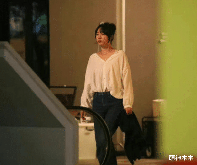 白百何|替出轨男洗白,两段感情疑似插足,白百何糊到地心可一点儿也不冤