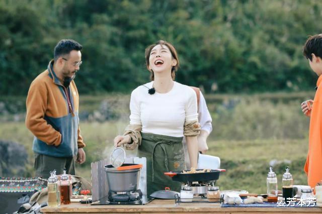 姜妍|姜妍：被干妈宋丹丹力捧，身材和颜值俱佳，为何一直不红？