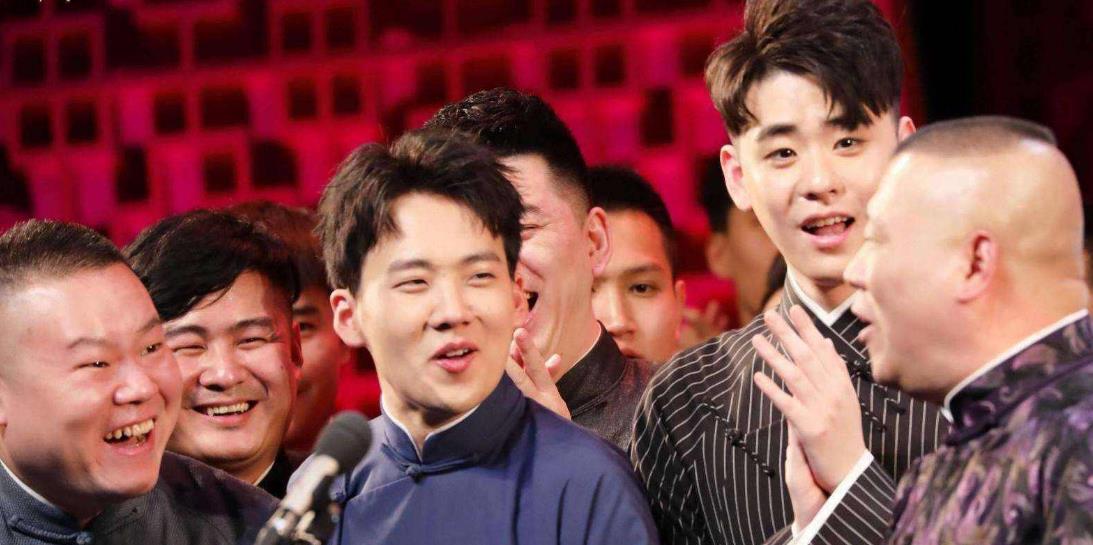 翟潇闻|德云社中的大学教授，郭德纲的师叔自降辈分进德云，能力不输高峰