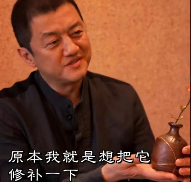 李亚鹏|李亚鹏坦言:最近很郁闷,佣人打碎6件古董,光修复就花了10多亿