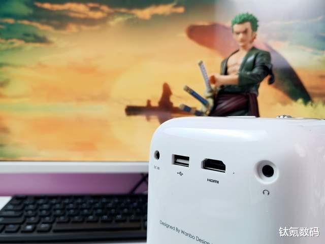 显示器|躺平看大片，入门巨幕投影用起来有多爽，万播T2R Max体验