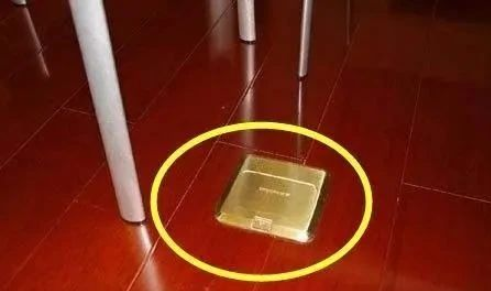 刚乔迁新家!老舅横眉竖眼唉叹道:这18处尽瞎装,没一点实际用