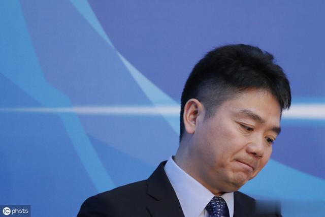 刘强东|京东刚拿中国互联网第一,刘强东事件细节就被老美抛出,是巧合吗