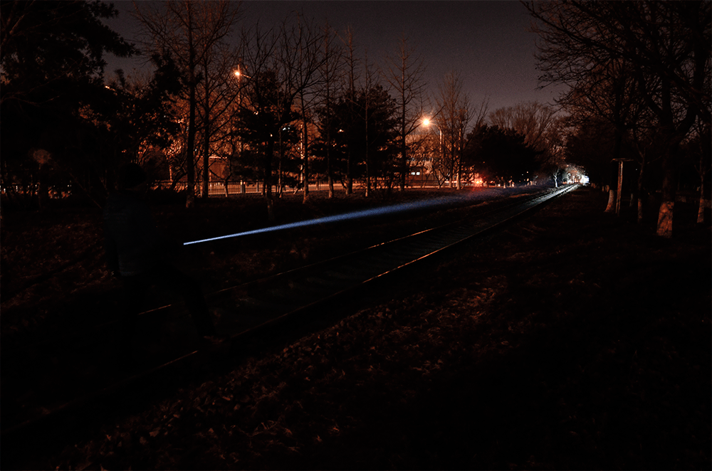 雷神|收藏版的手电筒,激光中的凡尔赛:雷明兔雷神5激光手电