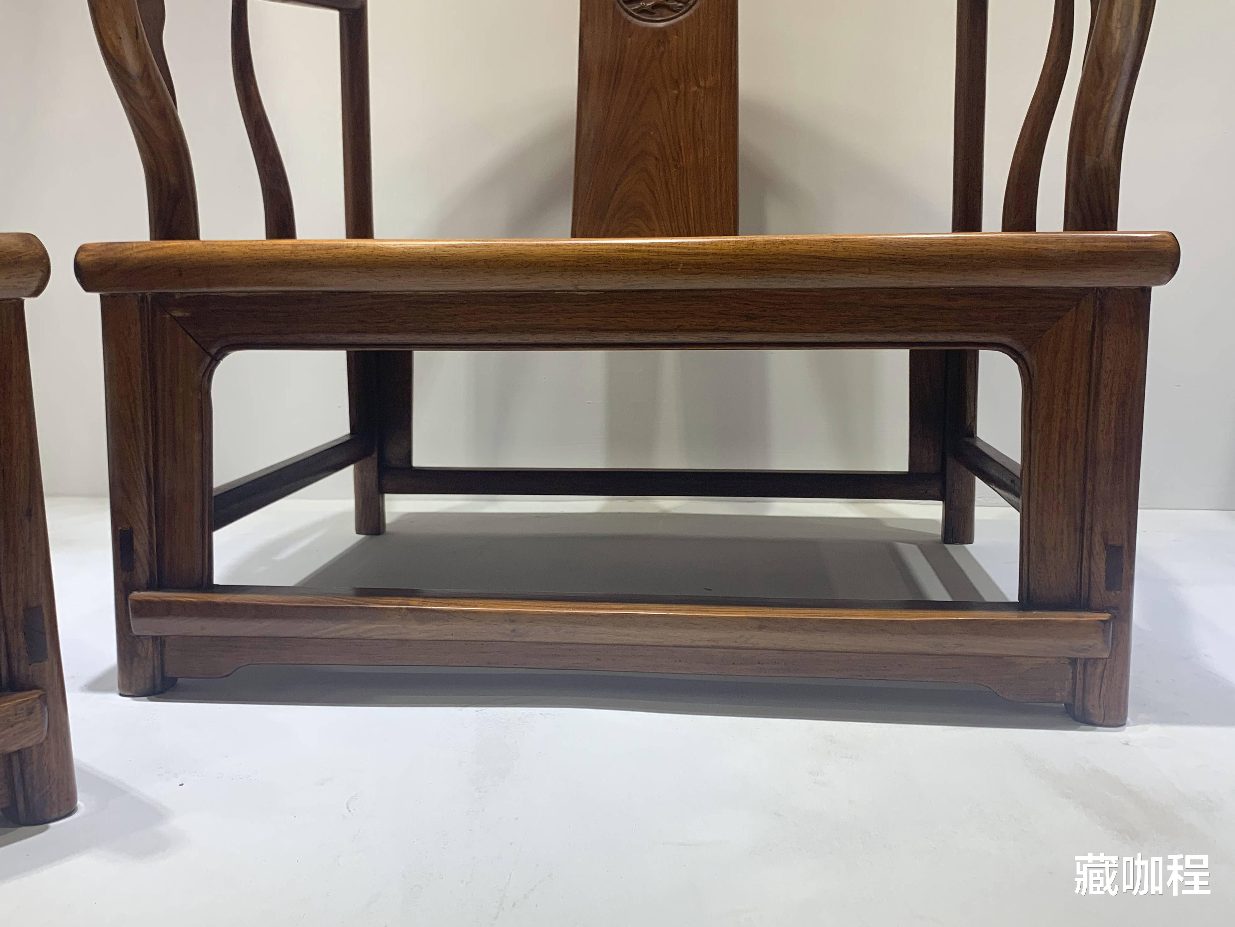 玫瑰|参禅打坐实用器，黄花梨矮南官帽椅23万成交