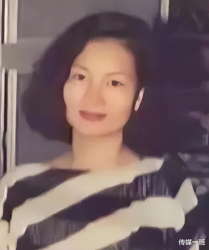 汪小菲|为离婚支付800万赔偿,骂小S是赔钱货,S妈黄春梅的人生,太抓马