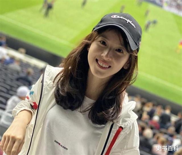 王祖贤|章泽天爸爸比刘强东大10岁,20年代初期身价过亿,实力不输刘强东