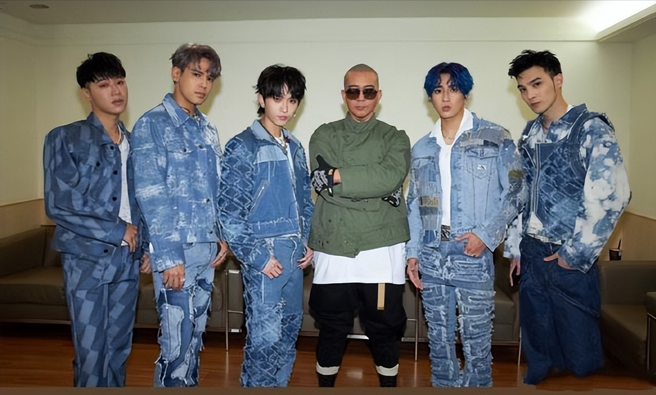 台湾男团"五坚情"有多火:碾压周杰伦秒杀五月天大陆名气却为零 - 国际