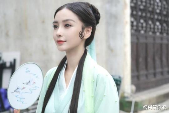 张曼玉|同样是演青蛇，把张曼玉和钟欣潼放在一起，差别就出来了