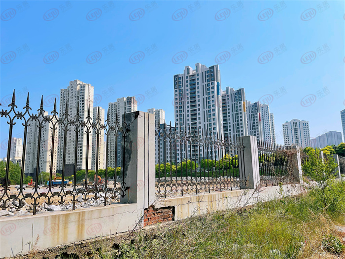 |图说 | 实探大高(2022)-6号地块:建筑垃圾待清运