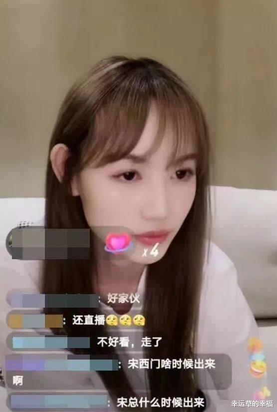 |马蓉现身机场与粉丝互动，王宝强深夜会友，两人的境遇已大不相同