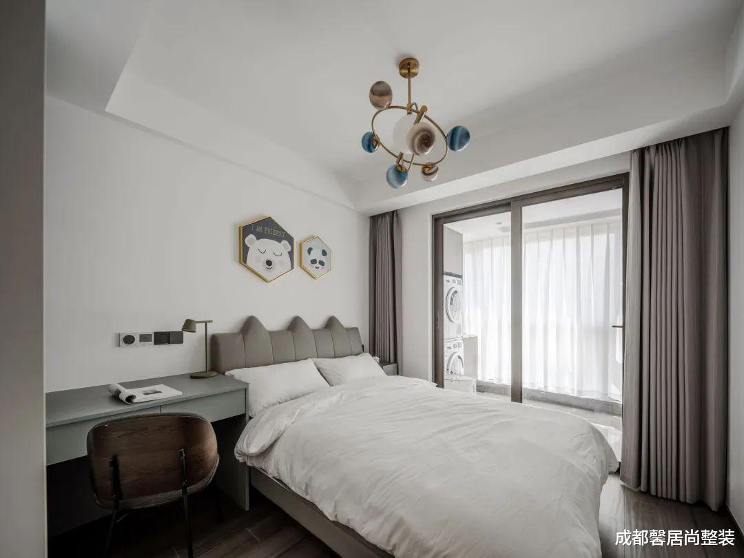 90后小夫妻花17万装修的现代简约风，130平四居室太赞了