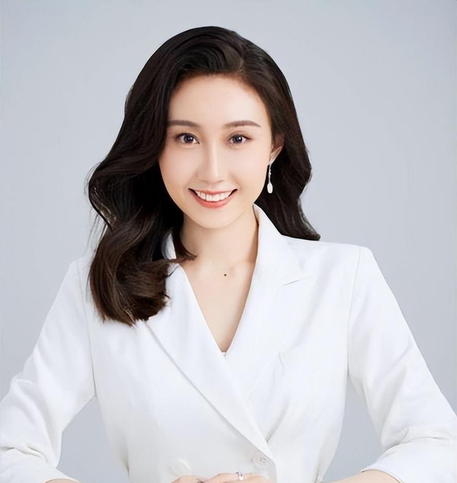水均益|水均益女儿水亦诗：为父母离异落泪，如今将继母杨迪当闺蜜