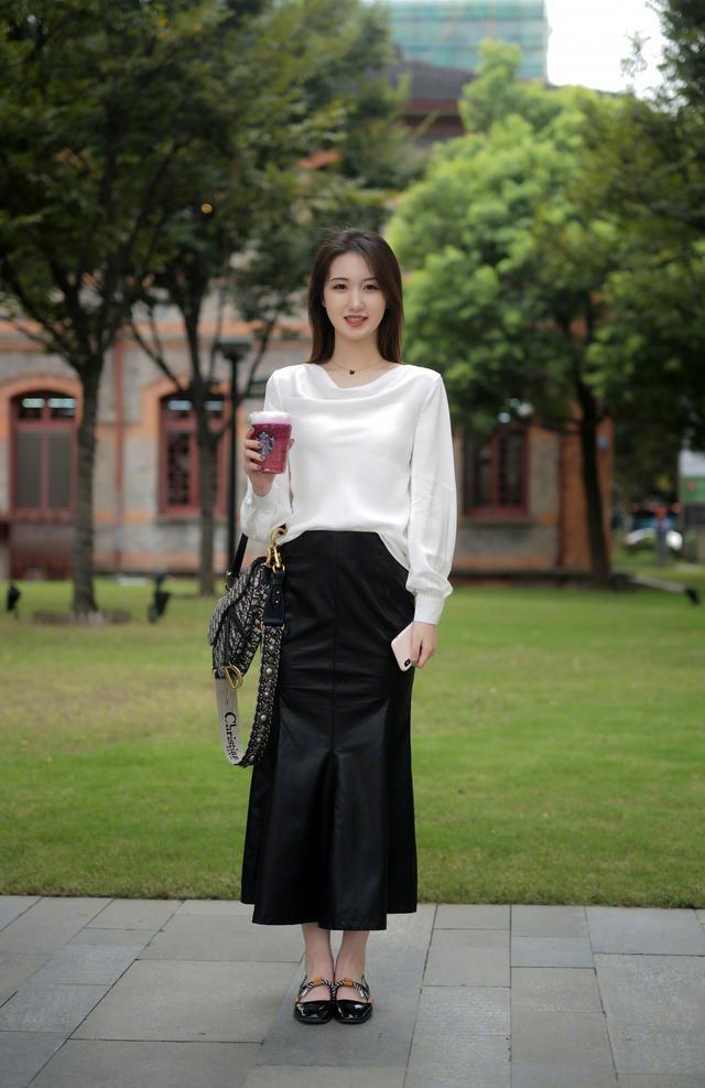 鞋子|职场女性的“凉鞋”选择，既舒适又百搭，千万不要盲目