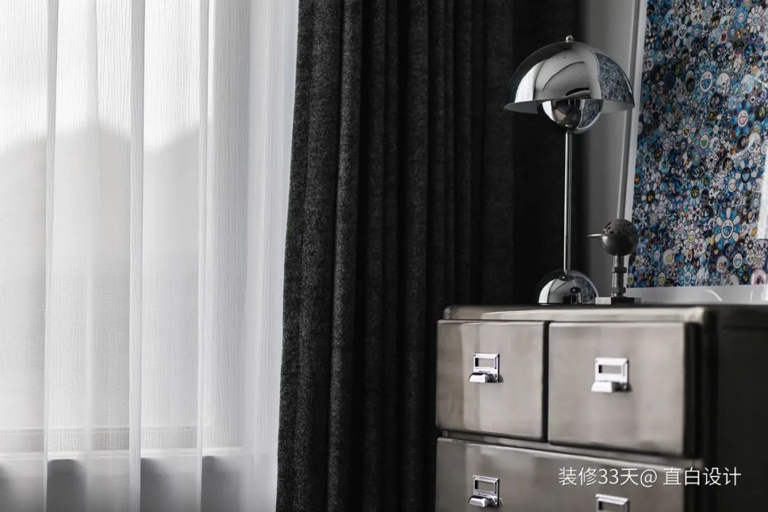 装修设计:102平独居男律师现代潮酷之家