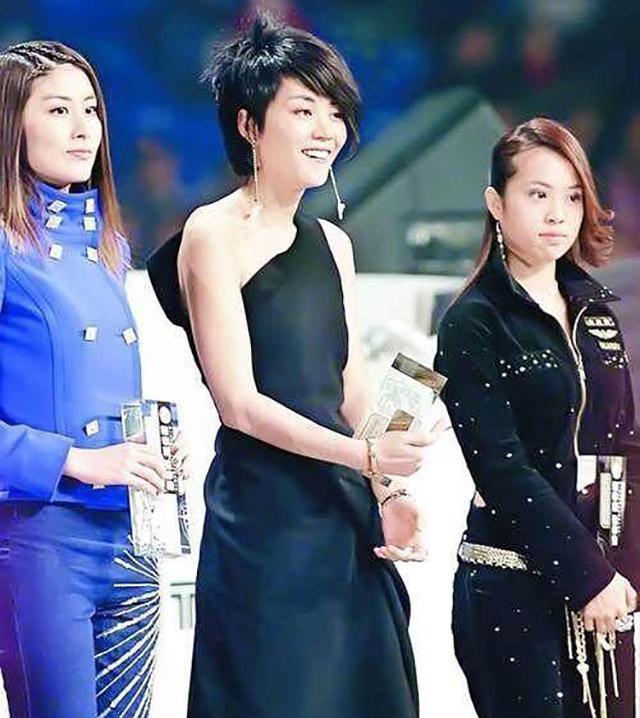 蔡依林|蔡依林和王菲合影火了，被指“气质完全被秒杀”，引起热议