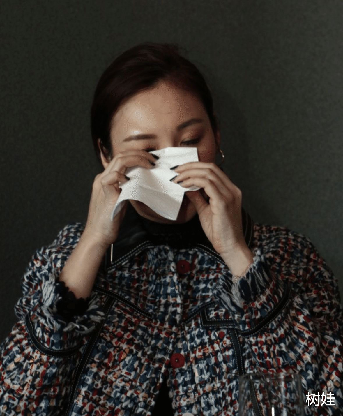 庄锶敏|42岁TVB艺人自曝被离婚，重提旧情激动落泪，遗憾已来不及生孩子