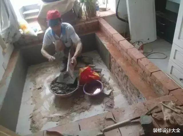 老公用红砖做榻榻米,500块成本做出2万的效果,朋友都说有创意!