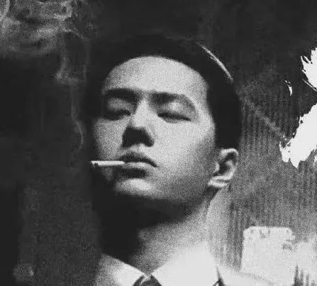 王一博|这腿也要尬吹上热搜?网友迷惑:夸演技不行吗,非要夸腿