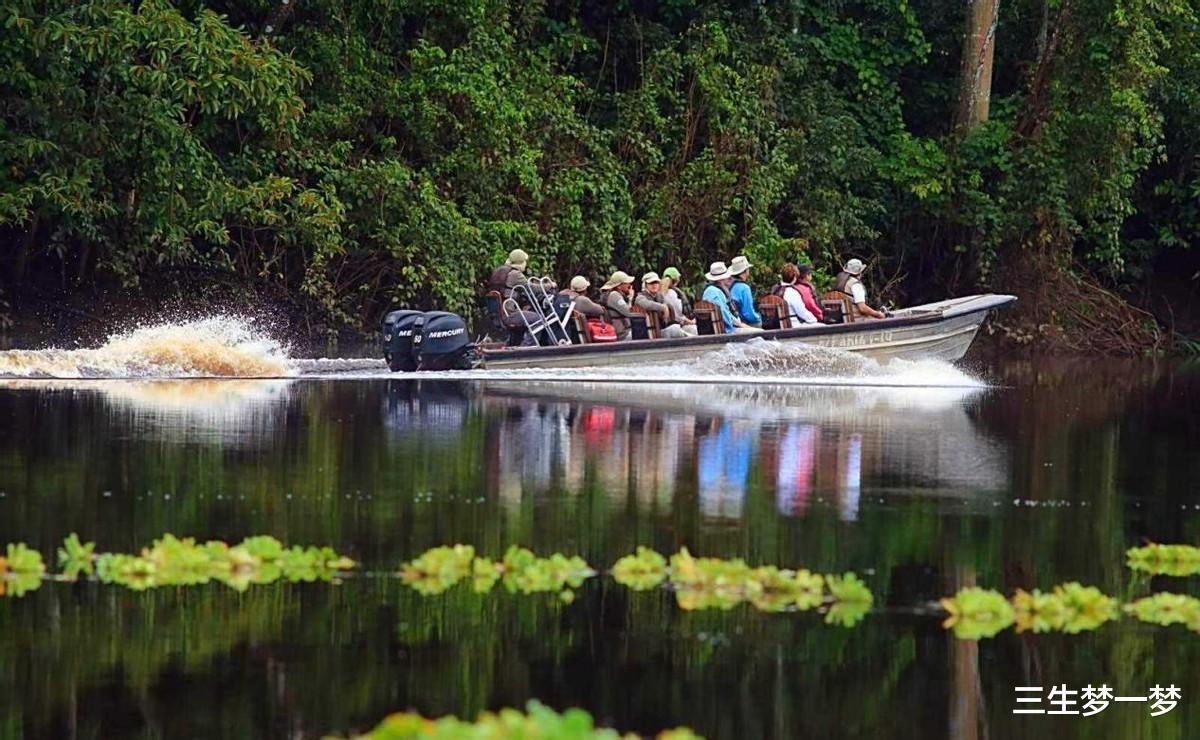 |被亚马孙雨林包围的城市,藏着50万人口,为何至今不通公路?