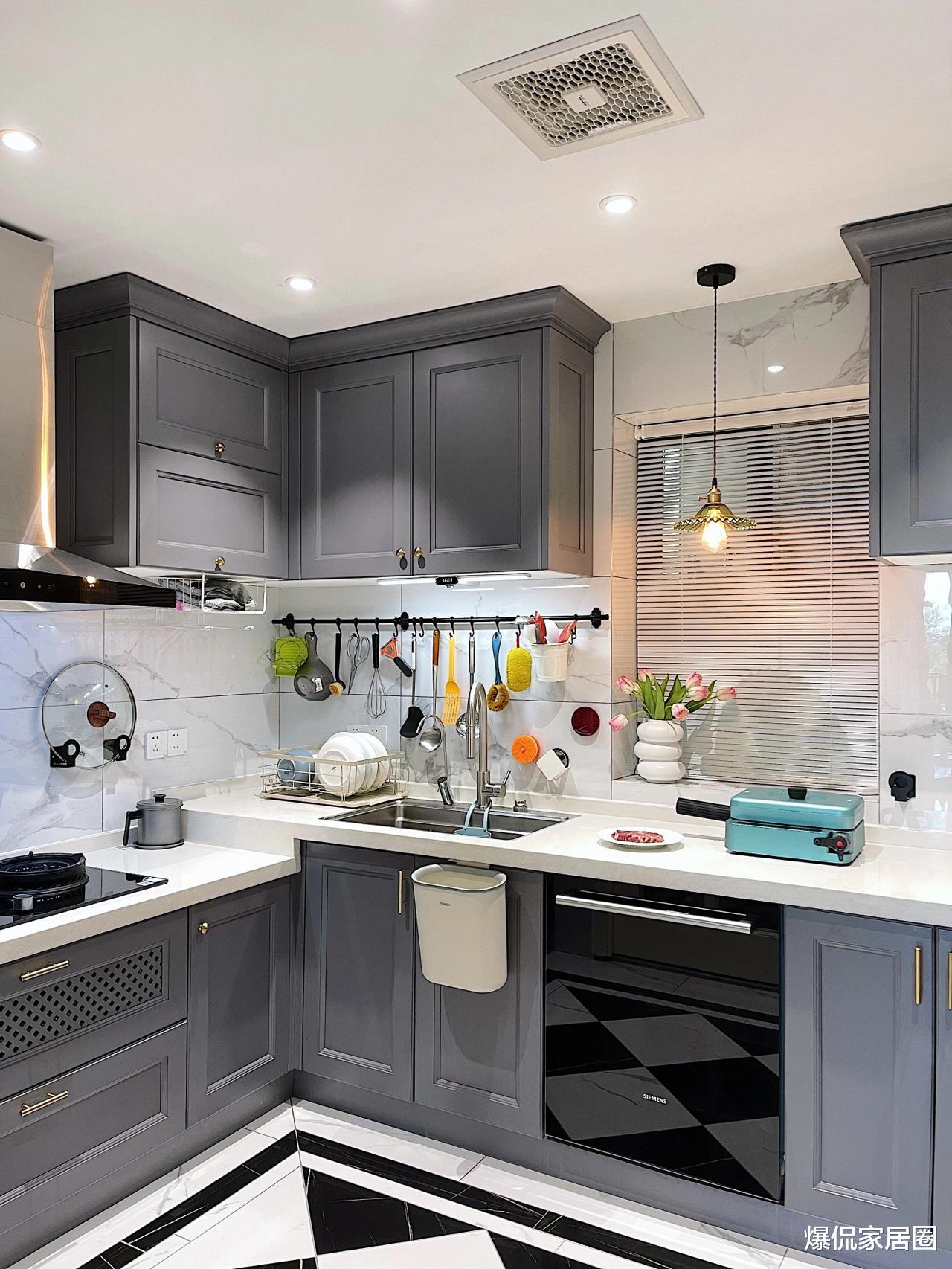90后妹子新装修的厨房,看完表示极度羡慕!行内人:至少造价6W+