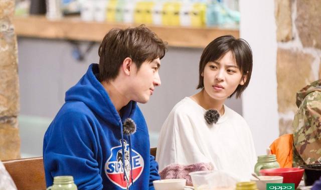 娄艺潇|除了薛之谦檀健次，龚俊戴景耀、乔欣韩东君，原来也都是朋友！