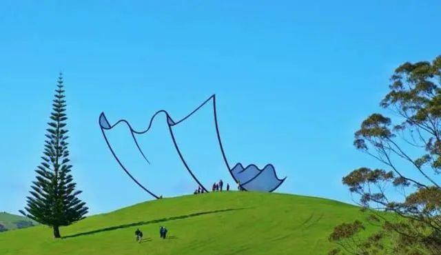 30张罕见神奇照片:月亮上升起土星!