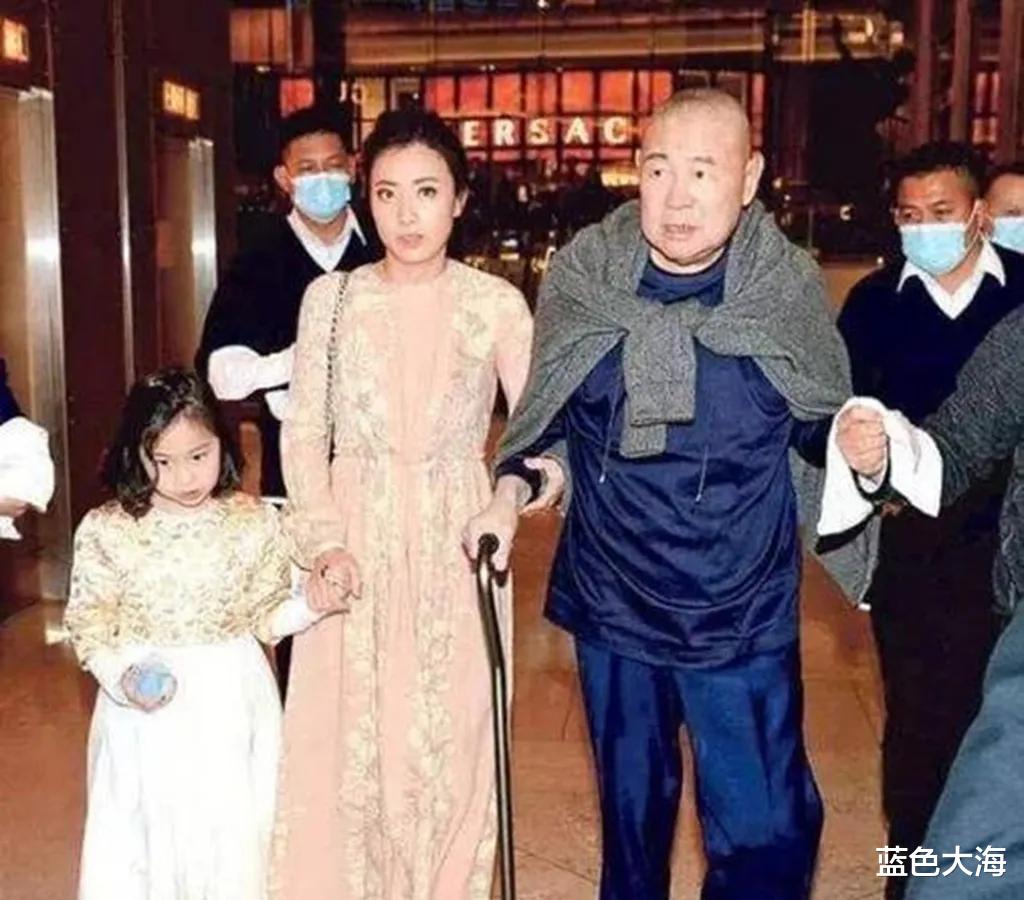 甘比|甘比:盼大刘早日登天好找男友,大刘资产最终落到外人手上很可悲