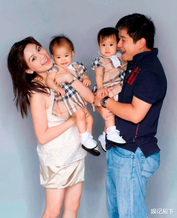 陈秀丽|最美小昭陈秀丽近况，45岁保养的超年轻，俩女儿每年长得都不一样