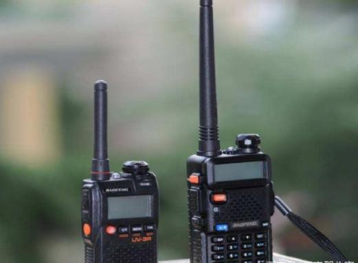 对讲机|对讲机为什么还没被手机取代？