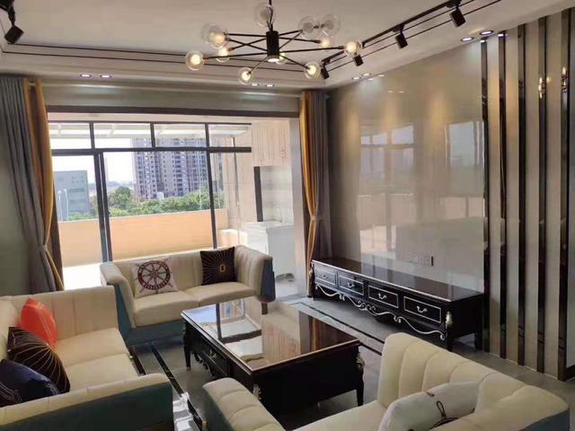 新房多花了30万,就为了比别人加多一个露天阳台,朋友吐槽我傻啊