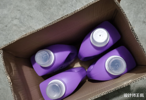 黑乎乎的“包浆”地毯,清洗后,颜色竟把我“惊住”了