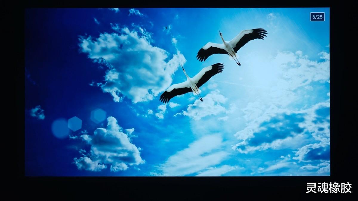 投影仪|大眼橙H3智能投影评测，这巨幕真不错，以后电影票都省了