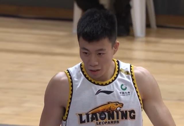 辽宁男篮|合砍31分10板！辽篮新双子星诞生！杨鸣点名表扬，新体系浮出水面