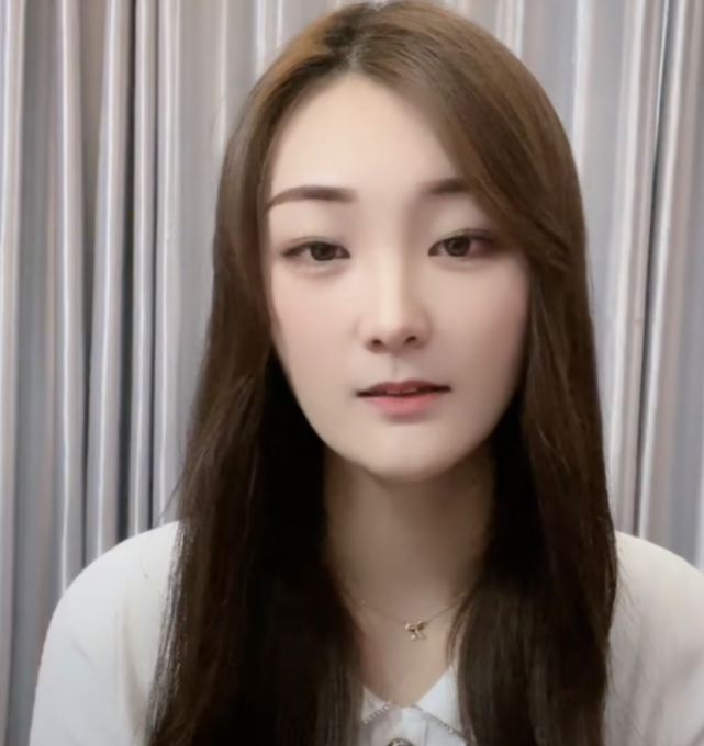 央视春晚|凉透了?陈亚男口碑跌至3.47,小黄车被强制关闭,或将退出带货圈