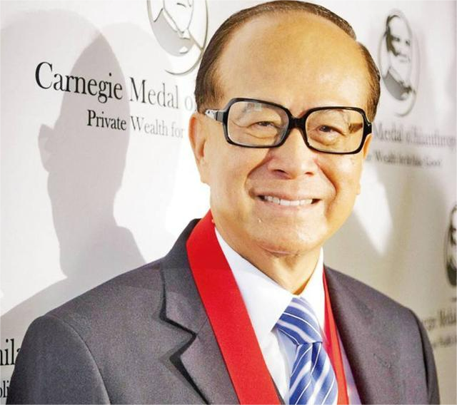 马未都|身价超千亿的李嘉诚，来马未都家吃饭，他觉得一碟小菜太美味