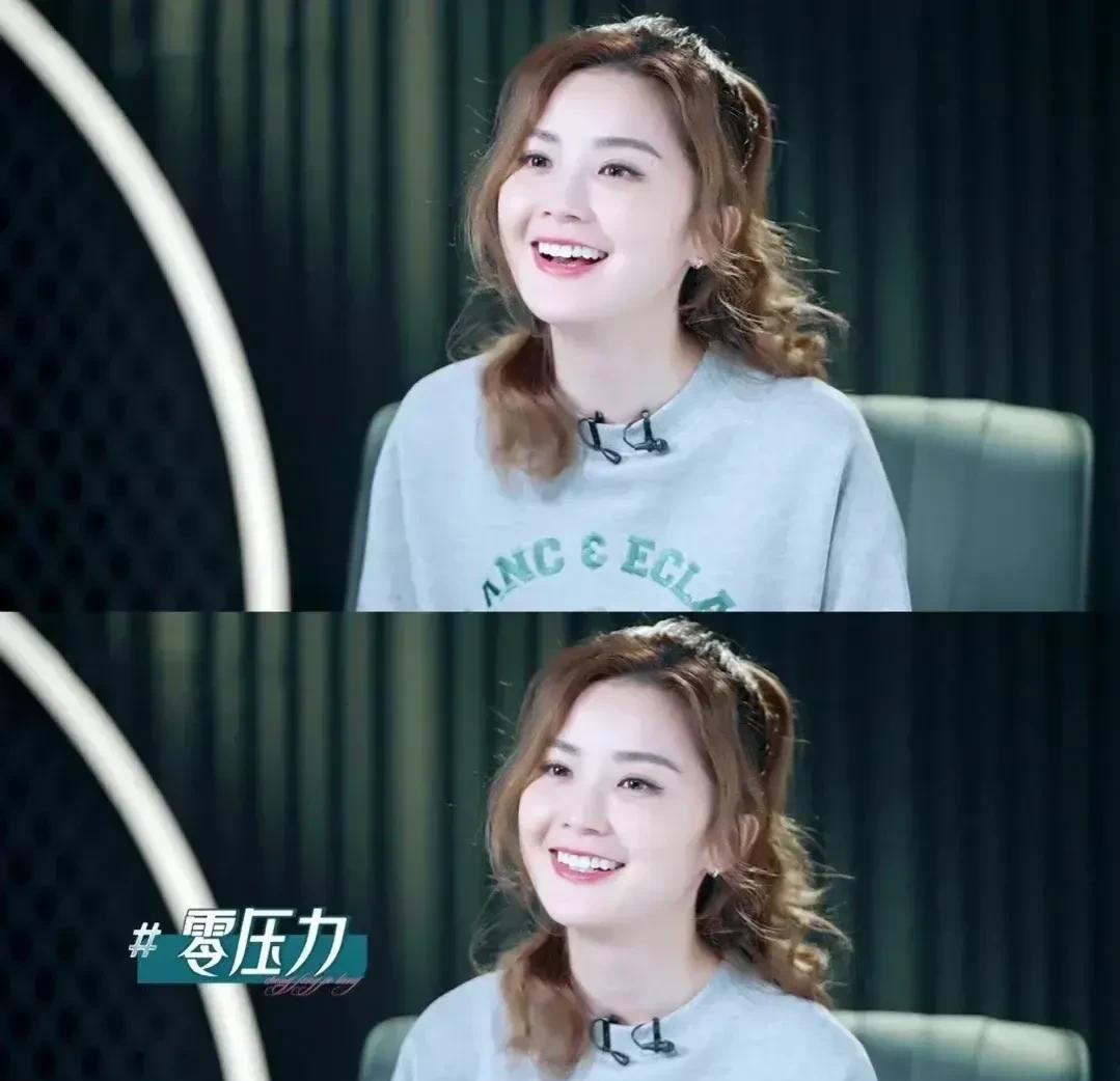 王心凌|王心凌是单纯的很甜，而阿sa眼神充满小心思，不是从内而外的甜美