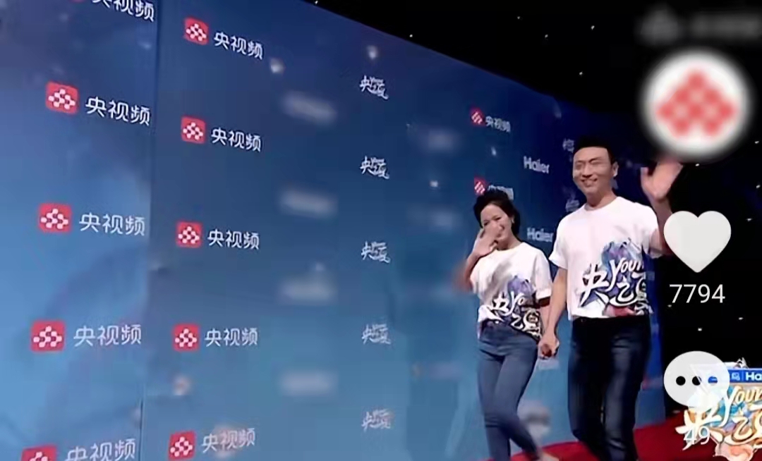 黄磊|央视美女记者火上热搜!高颜值美过女明星,入驻视频平台吸粉无数