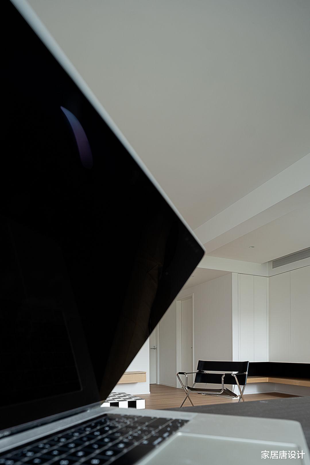 90后小夫妻，用生动和活力勾勒空间，营造甜蜜的三口小窝