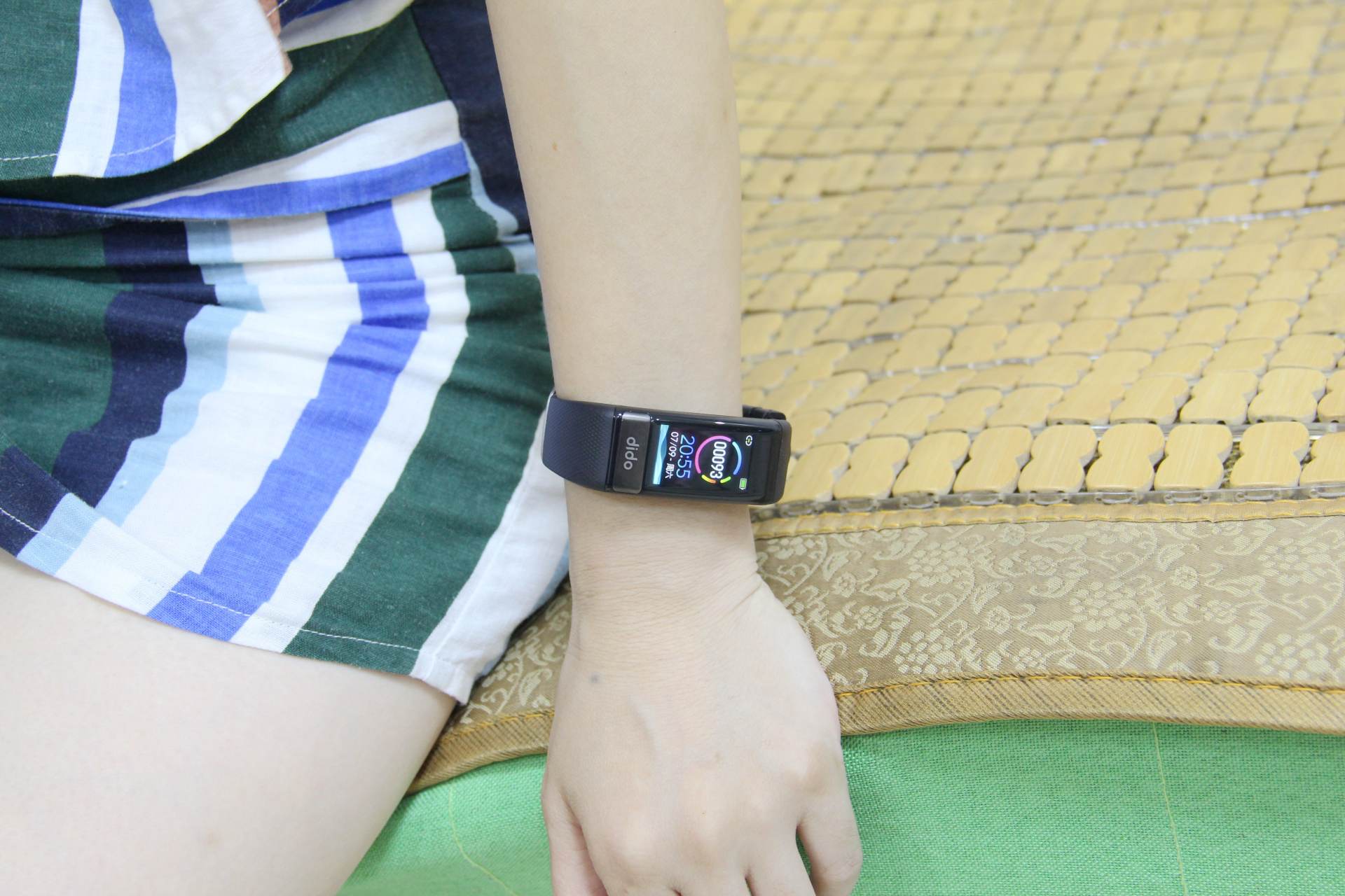 罗永浩|智能手环测血压哪个品牌好?dido Y1你有必要体验一下